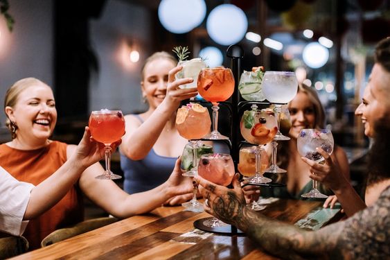 Blue Mountains with a Pub Crawl Twist